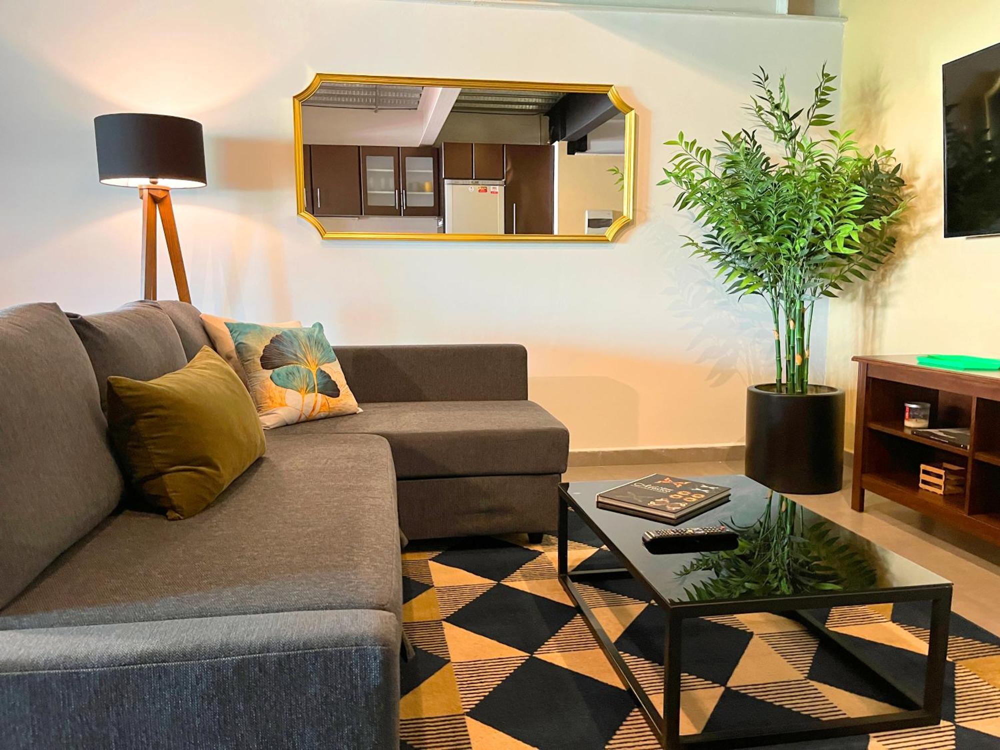 Suites Arquimedes Polanco Mexico City Exterior photo